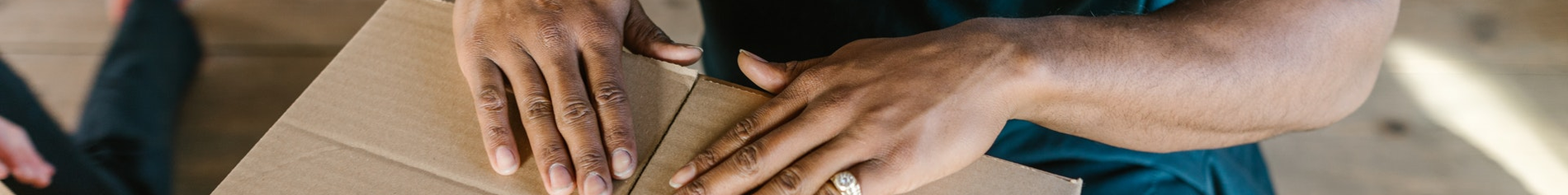 UNIVERSE EXPRESS LLC