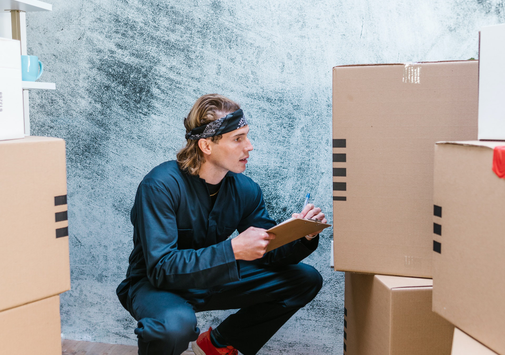 UNIVERSE EXPRESS LLC