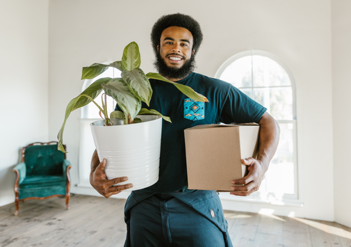 UNIVERSE EXPRESS LLC