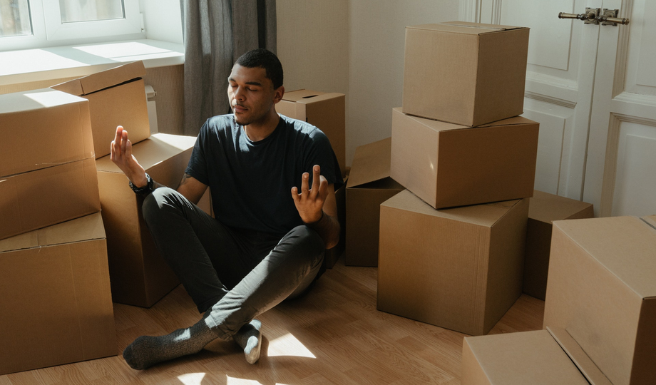 UNIVERSE EXPRESS LLC